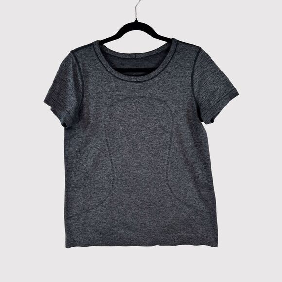 Lululemon Womens Black Heather Swiftly Tech Short Sleeve Relaxed Fit Tee Size 10 - Picture 2 of 9